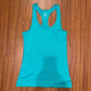 Nike workout tank top